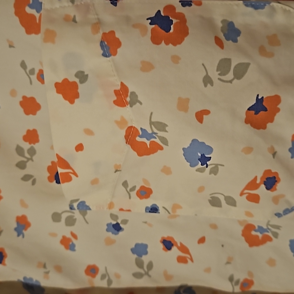 EUC L.L. Bean shirt - Picture 5 of 5